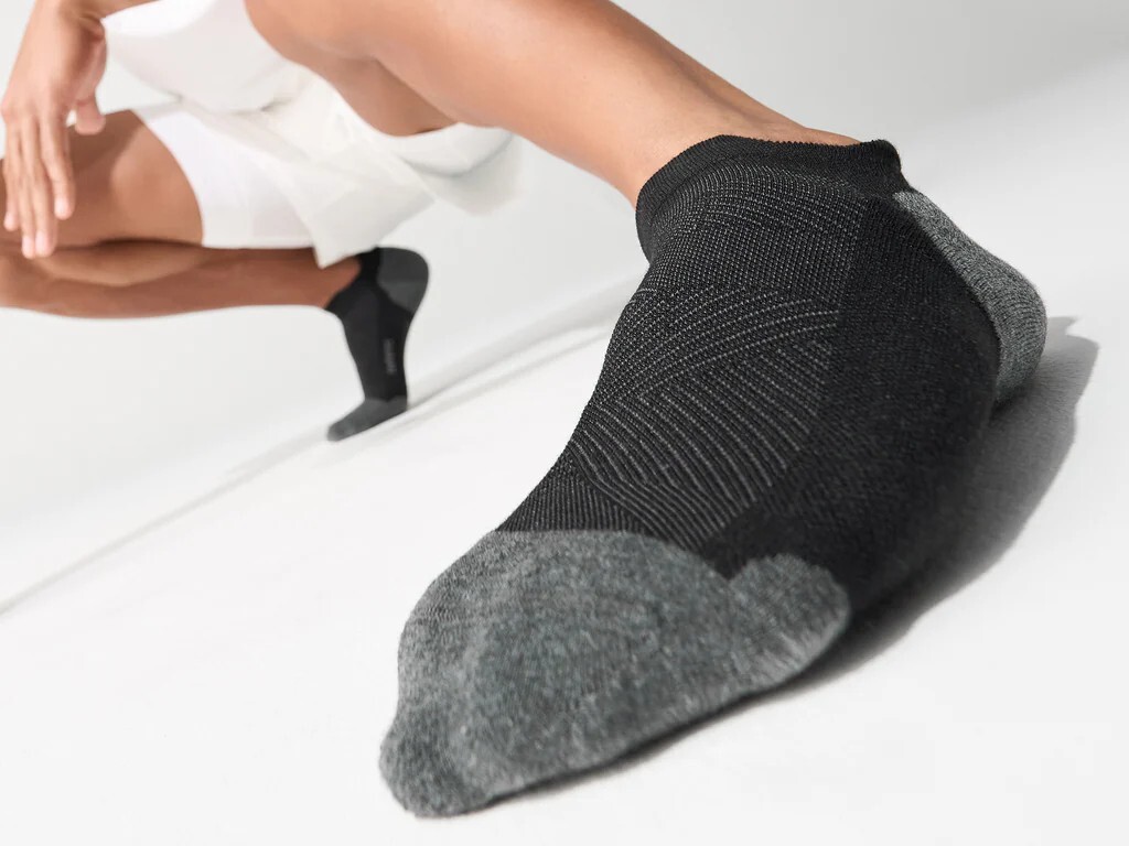 seamless toe running socks