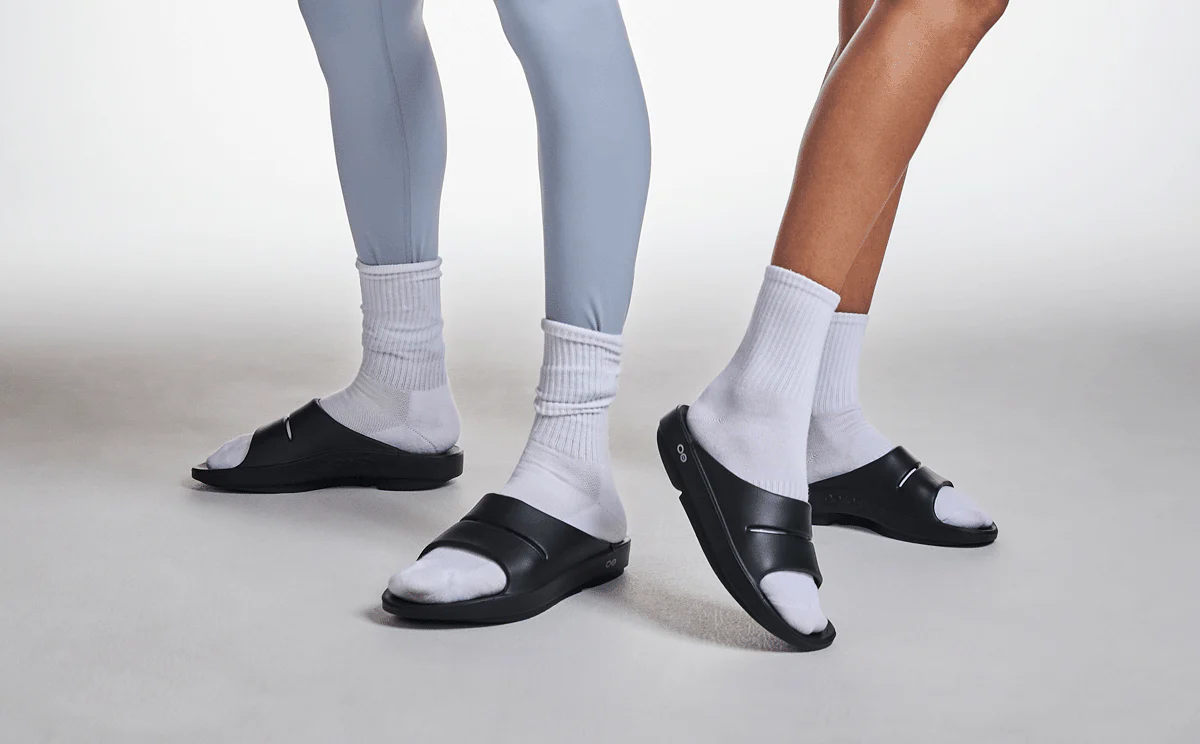 oofos recovery shoes